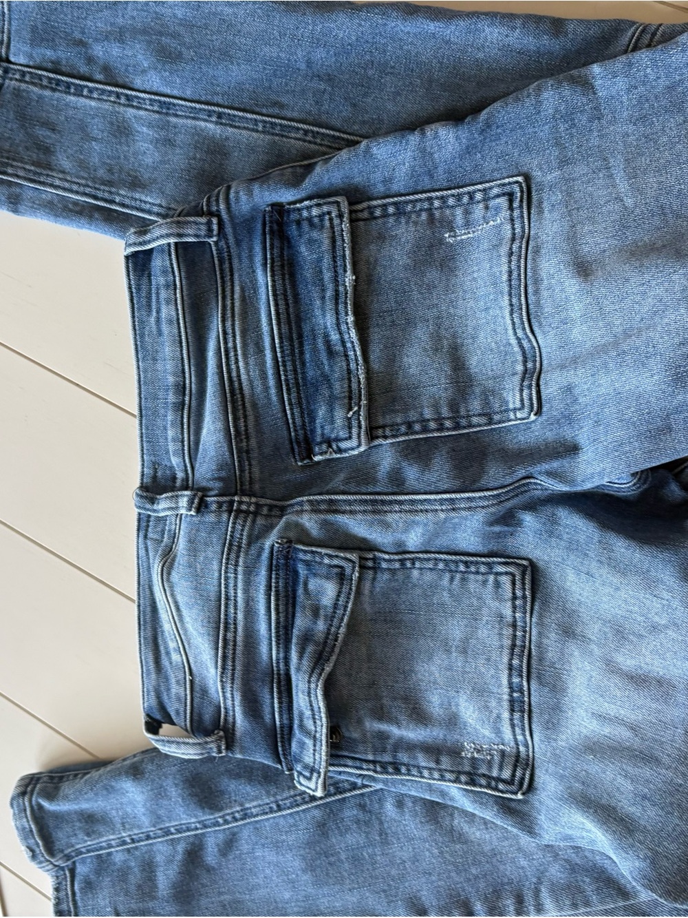Kut from the Kloth Relaxed Fit Light Blue Women's Jeans